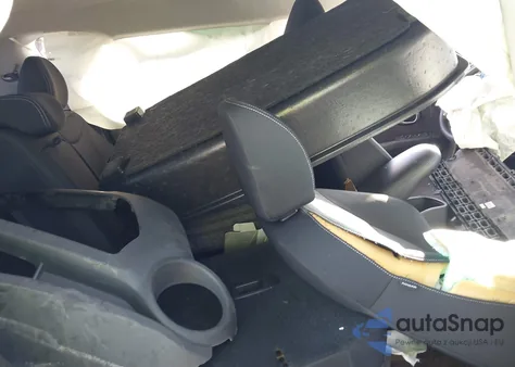 2014 Kia Soul z USA, uszkodzony, nr VIN KNDJN2A29E7700700